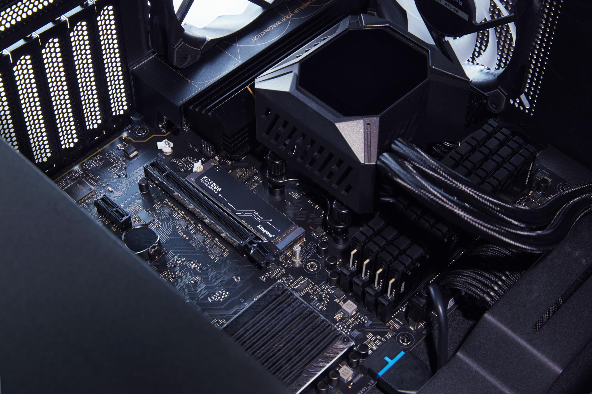 SSD KINGSTON KC3000 2TB M.2 NVMe 3D TLC Write speed 7000 MBytes/sec Read speed 7000 MBytes/sec MTBF 1800000 hours SKC3000D/2048G - Image 9