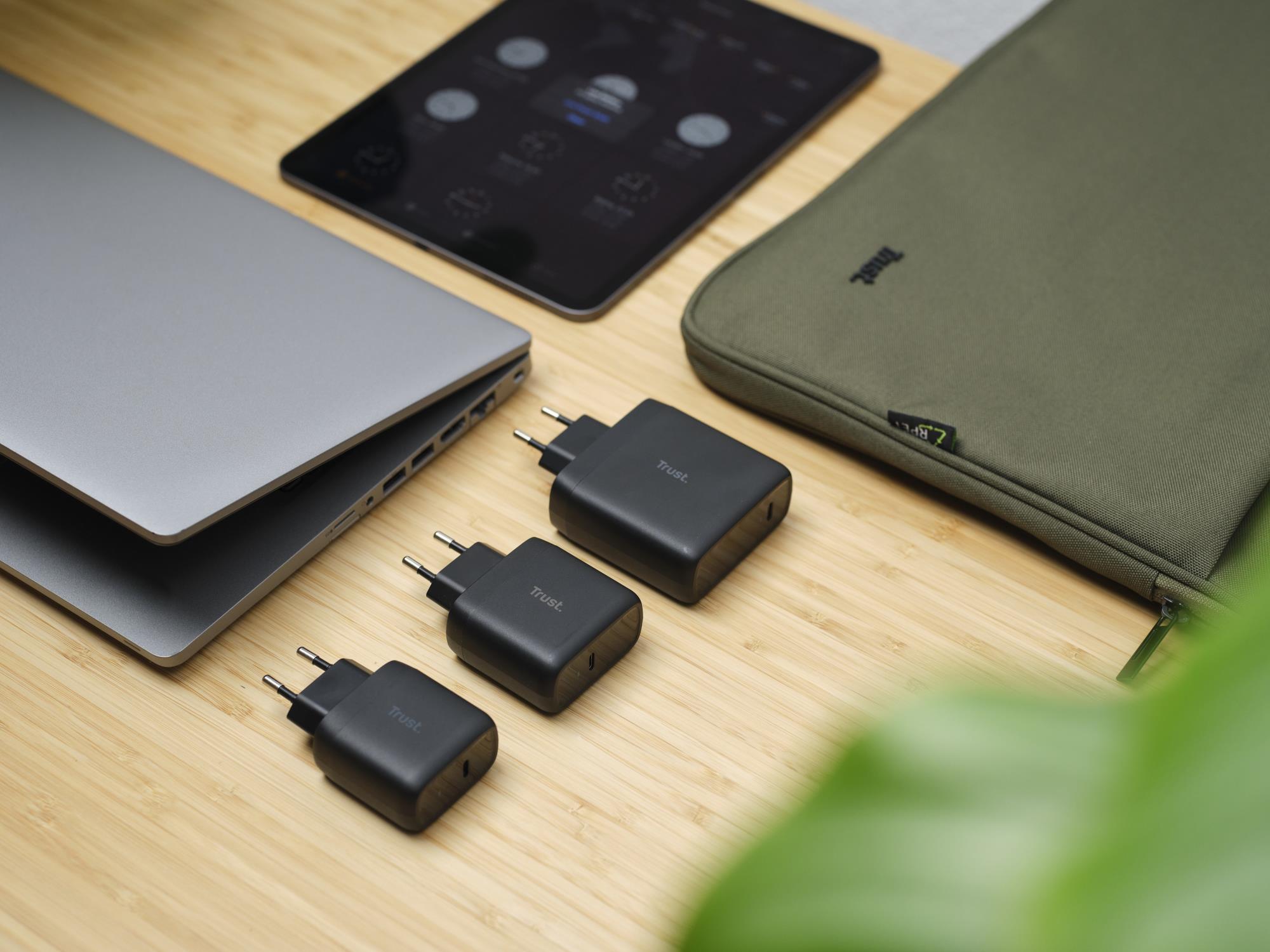 MOBILE CHARGER WALL 45W/MAXO 24816 TRUST - Image 12