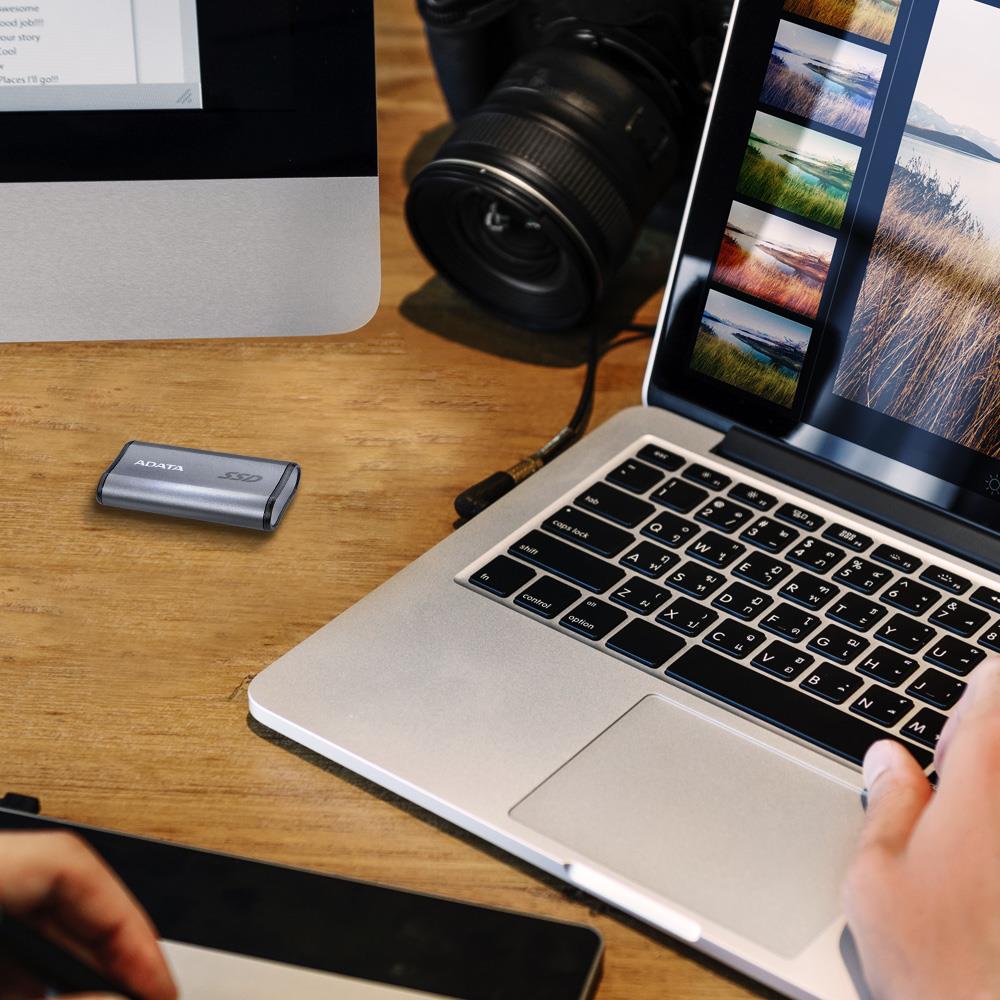 External SSD ADATA SE880 1TB USB-C Write speed 2000 MBytes/sec Read speed 2000 MBytes/sec AELI-SE880-1TCGY - Image 11