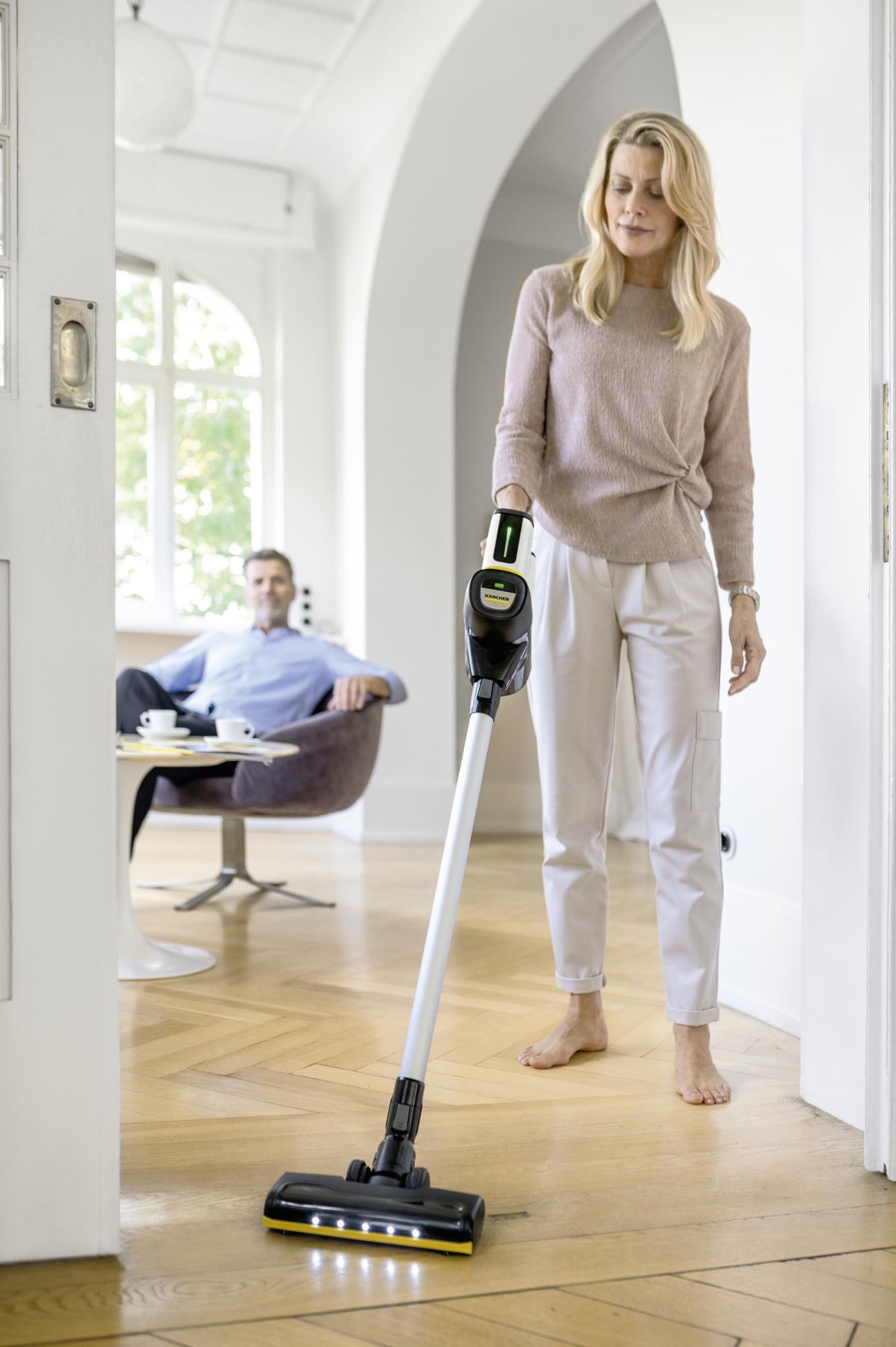 Vacuum Cleaner KARCHER Battery-power vacuum cleaner VC 7 Cordless yourMax Upright/Cordless/Bagless/Rechargeable Capacity 0.8 l Noise 78 dB White Weight 2.6 kg 1.198-710.0 - Image 4