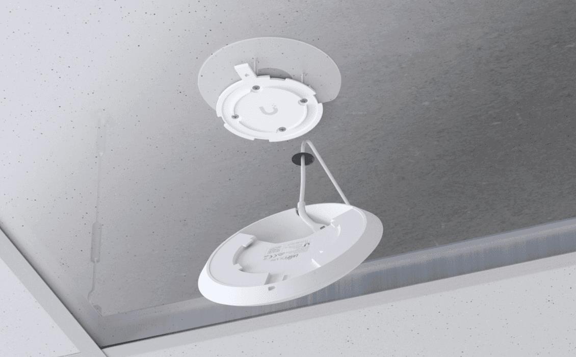 Access Point UBIQUITI 2402 Mbit/s 1xLAN ports U6+ - Image 4