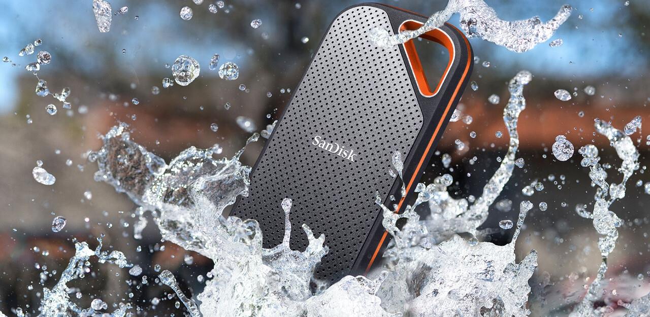 External SSD SANDISK Extreme Pro 2TB Write speed 2000 MBytes/sec Read speed 2000 MBytes/sec Proprietary SDSSDE81-2T00-G25 - Image 6