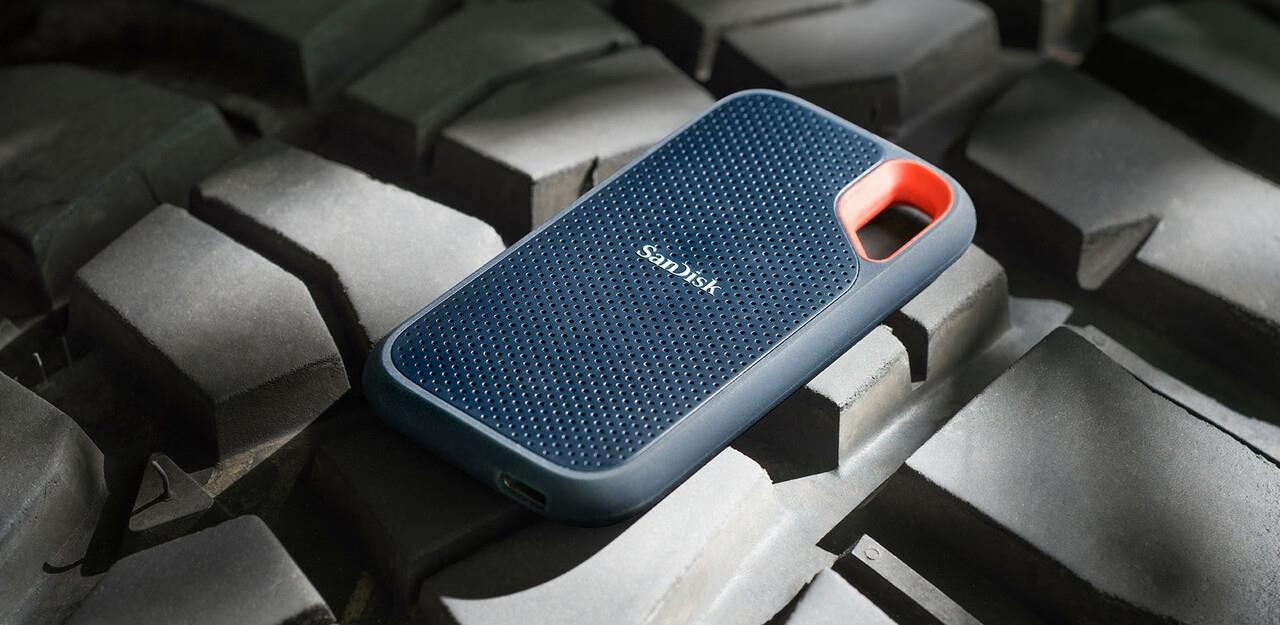 External SSD SANDISK Extreme 2TB Write speed 1000 MBytes/sec Read speed 1050 MBytes/sec SDSSDE61-2T00-G25 - Image 8